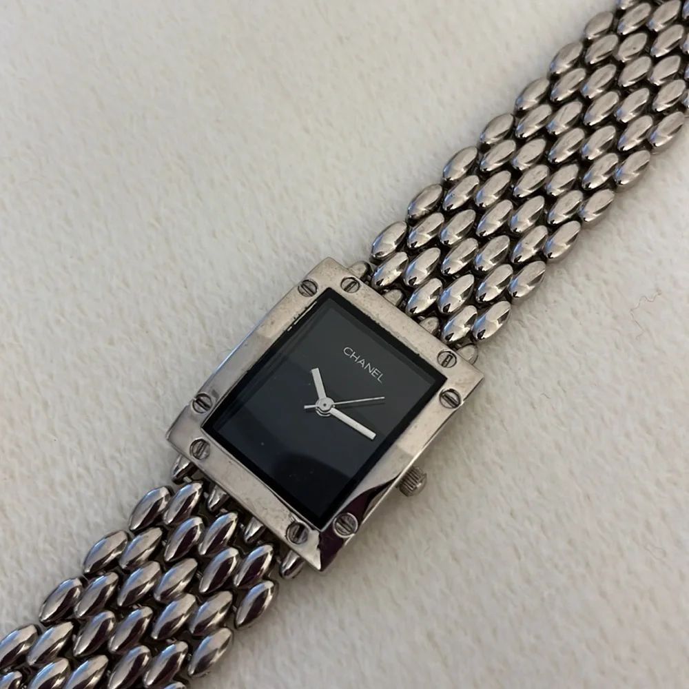 CHANEL Authentic Wrist Watch